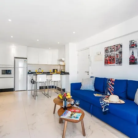 Appartement 76. Cristianos First Sea Line, Parking, Wi Fi