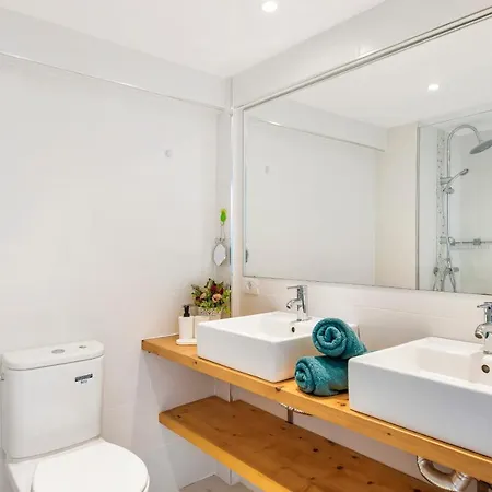 Appartement 76. Cristianos First Sea Line, Parking, Wi Fi Los Cristianos (Tenerife)