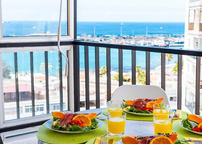 76 Cristianos First Sea Line, Wi Fi Apartmán