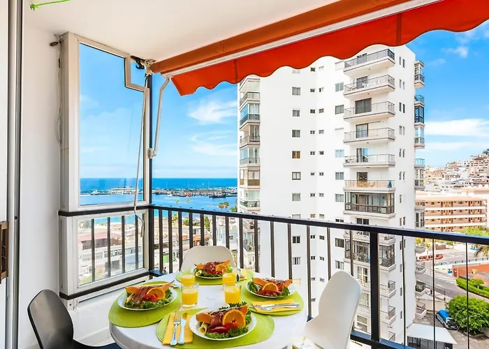 76 Cristianos First Sea Line, Wi Fi Apartmán *